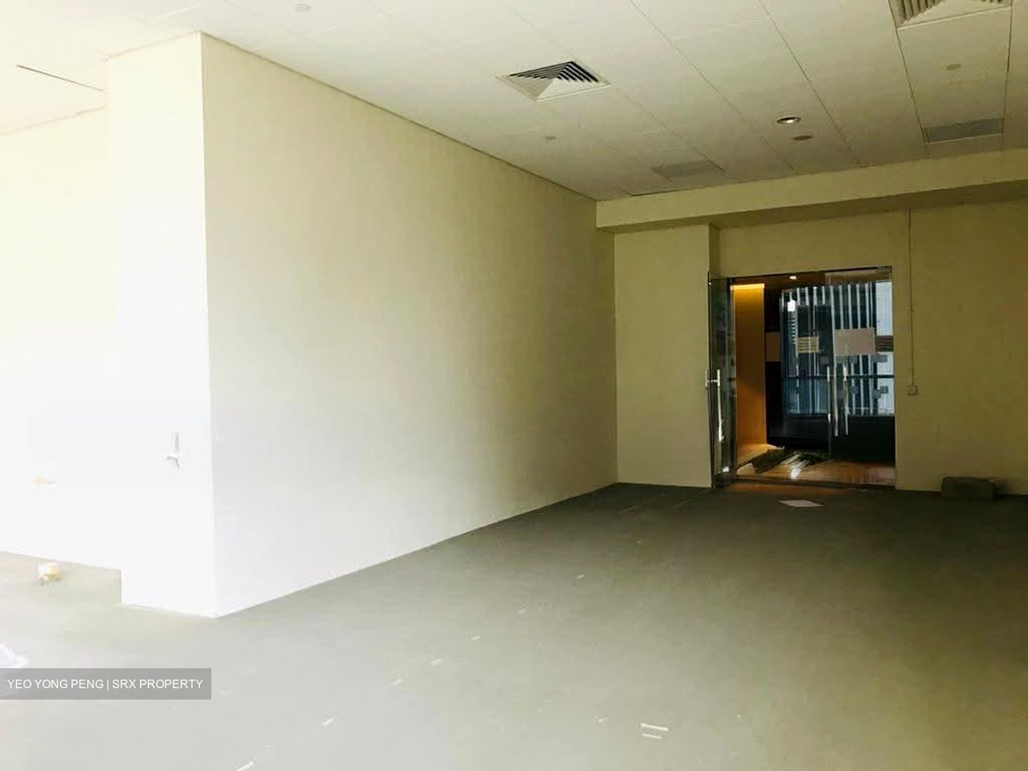 Sbf Center (D1), Retail #588055571